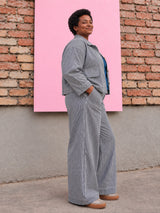 Curvy-fashion-berlin-Loved-workwearjacket-denimblackstripe-II