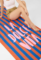 Beach Towel with "La Dolce Vita" Lettering - Blue/Orange
