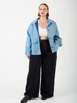 Loved-by-les-soeurs-shop-Curvy-fashion-Workear-Jacket-Light-Denim-I.O