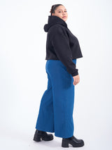 Loved-by-les-soeurs-shop-Perfect-hoodie-cropped-schwarz-IW