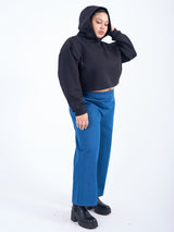 Loved-by-les-soeurs-shop-Perfect-hoodie-cropped-schwarz-IQ