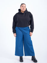 Loved-by-les-soeurs-shop-Perfect-hoodie-cropped-schwarz-I