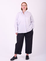 Loved-by-les-soeurs-shop-Simplicity-shirt-Eisgrau-I