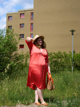Mode-für-mollige-Berlin-Wrap-dress-Coralrot-IO