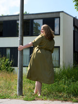 Mode-für-mollige-Berlin-Wrap-dress-Khaki-IP