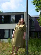 Mode-für-mollige-Berlin-Wrap-dress-Khaki-I