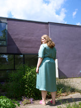 Mode-für-mollige-Berlin-Wrap-dress-Salbei_IQ