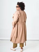 Plus-size-fashion-berlin-only-trenchcoat-beige-IO
