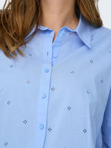 only-carmakoma-bluse-mit-lochstickerei-hellblau-plussize-curvyfashion-berlin-15345147-III