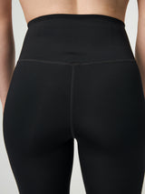 plus-size-berlin-girlfriend-collective-flare-legging-IV