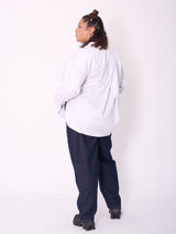 plus-size-berlin-loved-by-les-soeurs-shop-Criss-Cross-Shirt-Eisgrau-IV