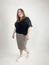 Loved-by-les-soerus-shop-pleatherskirt-grey-I