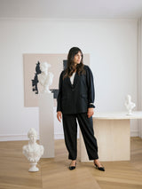 Elegante Hose mit Knopf-Detail- Schwarz