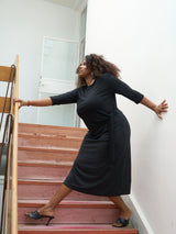 Curvy-Fashion-berlin-drapedress-schwarz-I.M