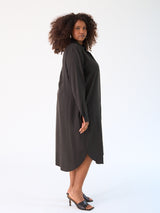 Curvy-Fashion-berlin-simplicity-shirt-dress-modal-black-I.O
