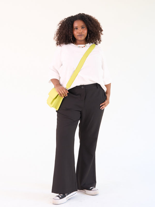Grosse-Grössen-Berlin-Kickflare-Stretch-Schwarz-IT