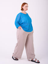 Loved-by-les-soeurs-shop-Curvy-fashion-Mesh-Perfect-Sweater-blau-II