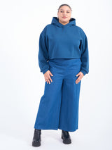 Loved-by-les-soeurs-shop-Perfect-hoodie-cropped-blau-I
