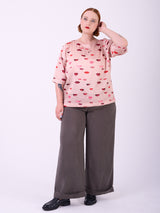 Loved-by-les-soeurs-shop-Square-top-Kiss-beige-II