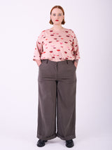 Loved-by-les-soeurs-shop-Square-top-Kiss-beige-I