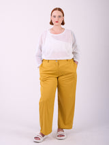 Loved-by-les-soeurs-shop-curvy-fashion-berlin-Perfect-Pants-riva-Currygelb-II