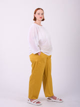 Loved-by-les-soeurs-shop-curvy-fashion-berlin-Perfect-Pants-riva-Currygelb-IR