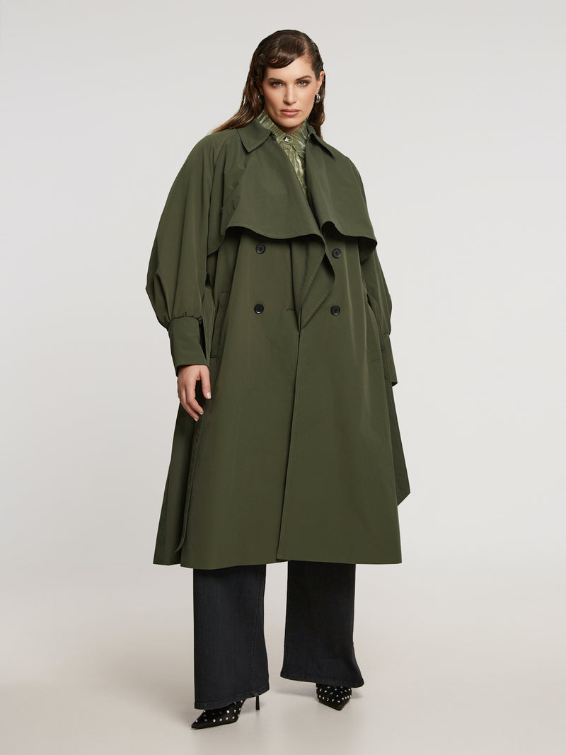 MAT.-FASHION-8403.4023-Plussize-curvy-fashion-grün-trenchcoat-berlin-VI