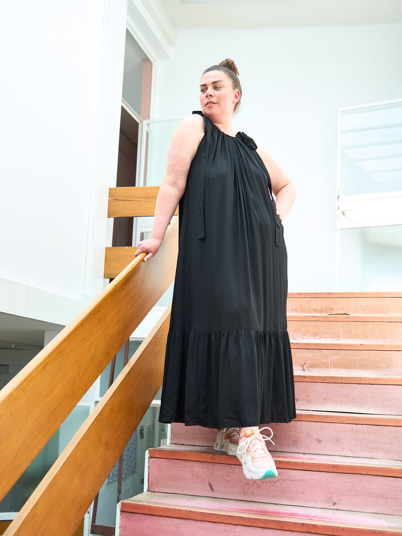 Mat-plus-size-fashion-Berlin-Kleid-IV