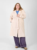 Mode-grosse-grössen-berlin-trenchcoat-creme-I.M