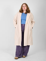 Mode-grosse-grössen-berlin-trenchcoat-creme-I.L