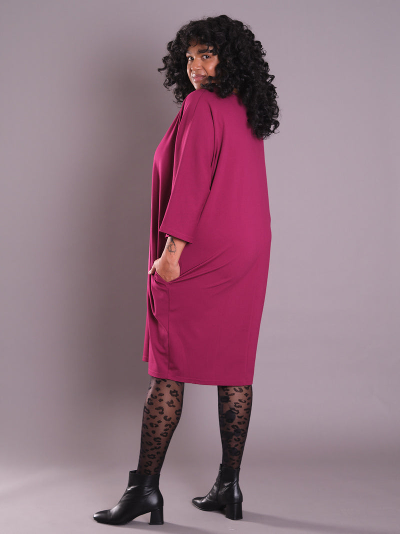 Plus-size-fashion-Loved-Sweaterdress-Cerise-IH