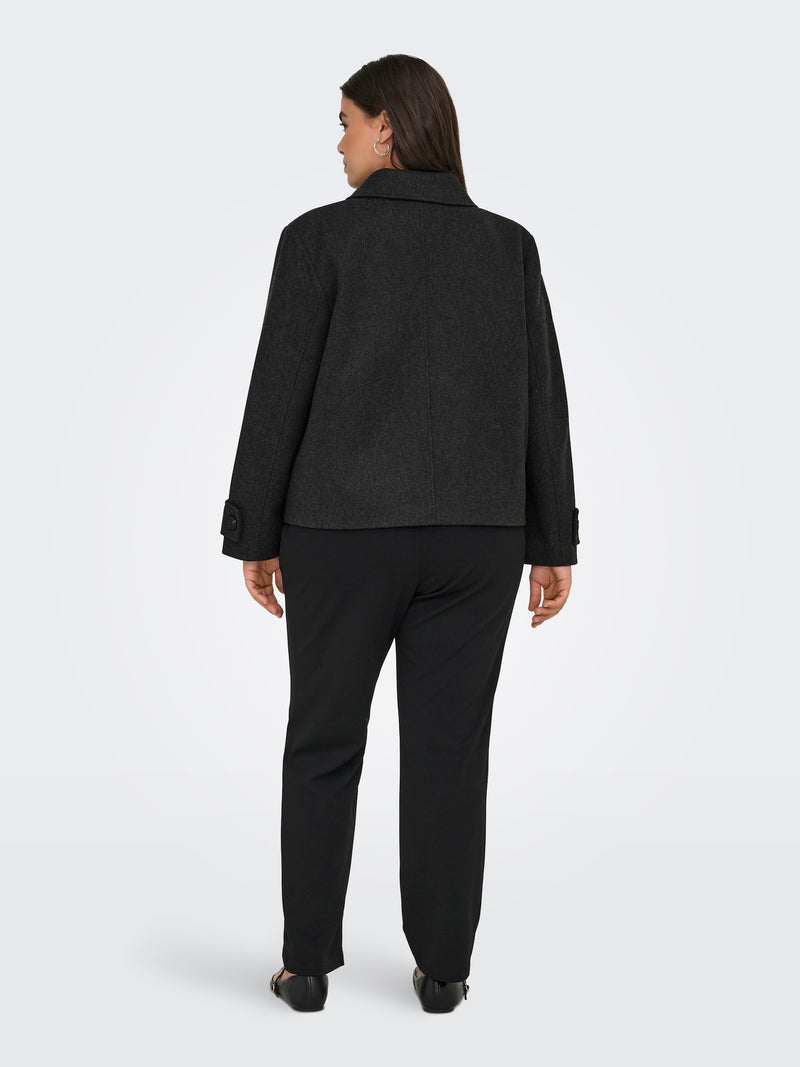 Plus-size-fashion-berlin-15354771-IÖ