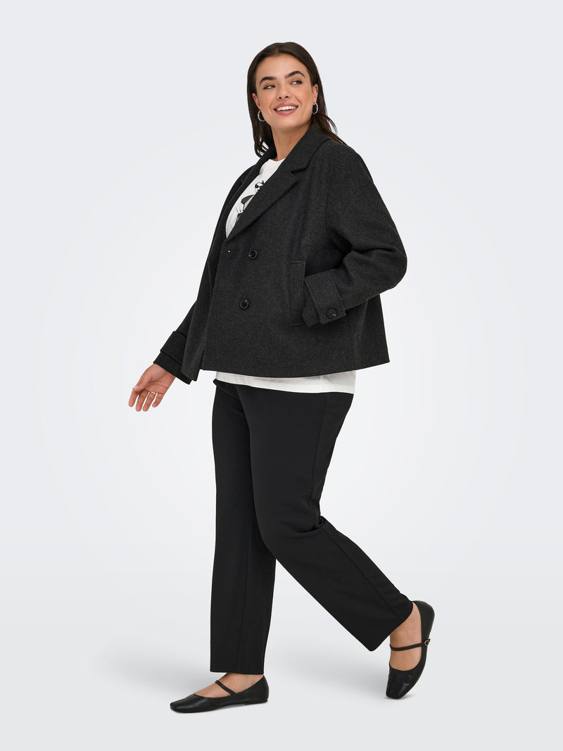 Plus-size-fashion-berlin-15354771-IR