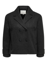 Plus-size-fashion-berlin-15354771-IW
