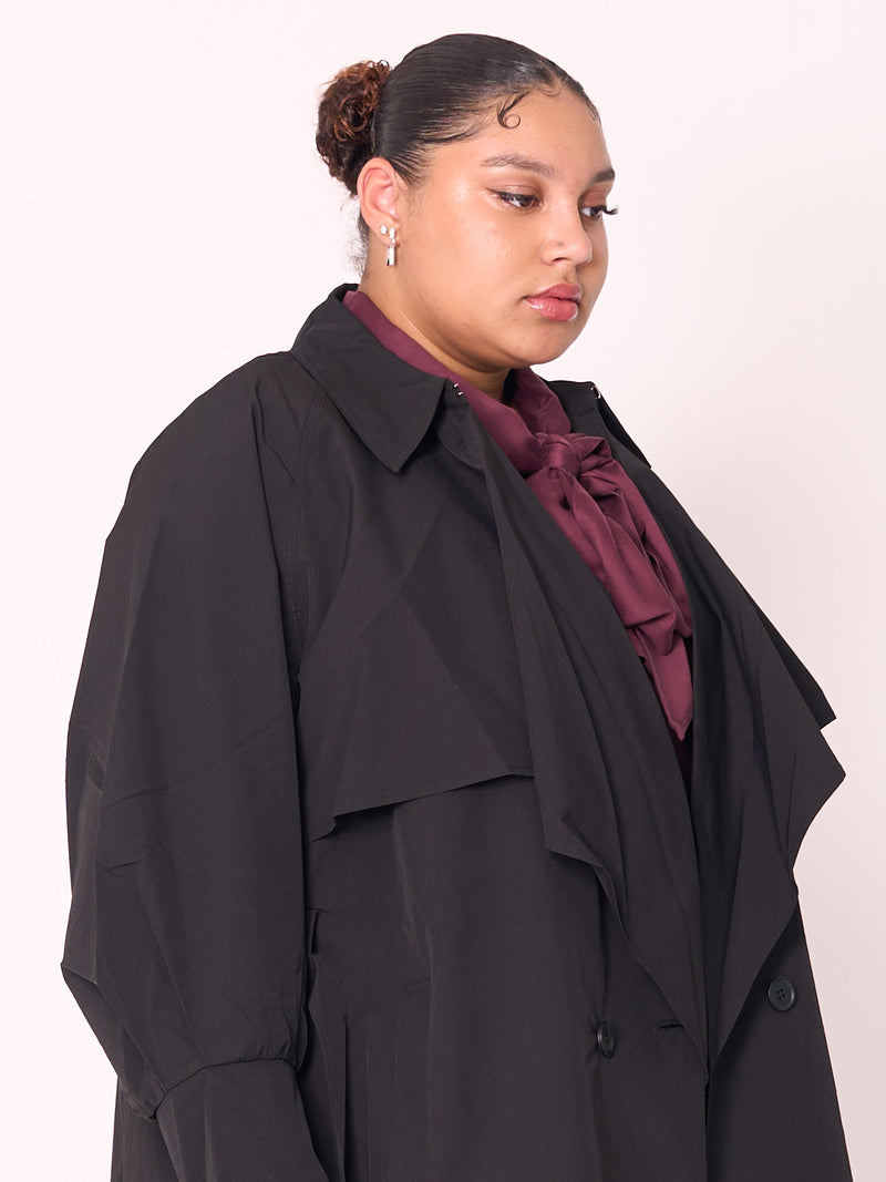 Plus-size-fashion-berlin-Mat-Mantel-IK