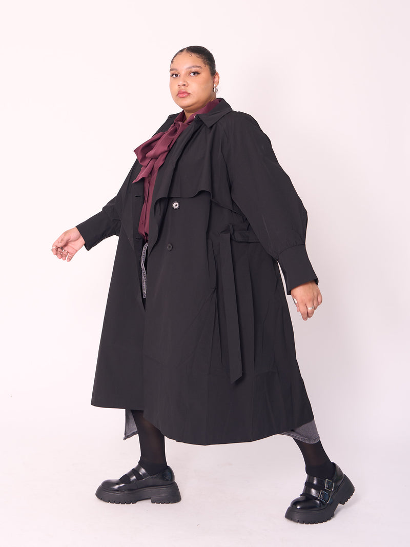 Plus-size-fashion-berlin-Mat-Mantel-IE