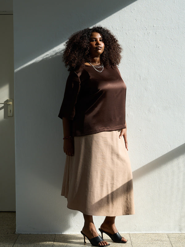 Plus-size-fashion-berlin-Square-top-allegro-chocolate-IKK