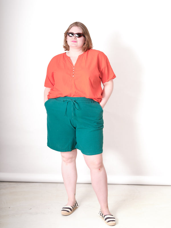 Plus-size-fashion-only-musselin-short-I.
