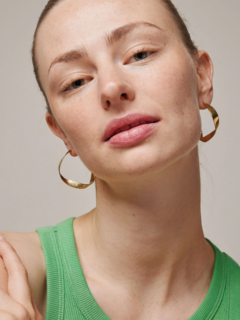 Twisted Hoops "Scarlet Large"  - Gold
