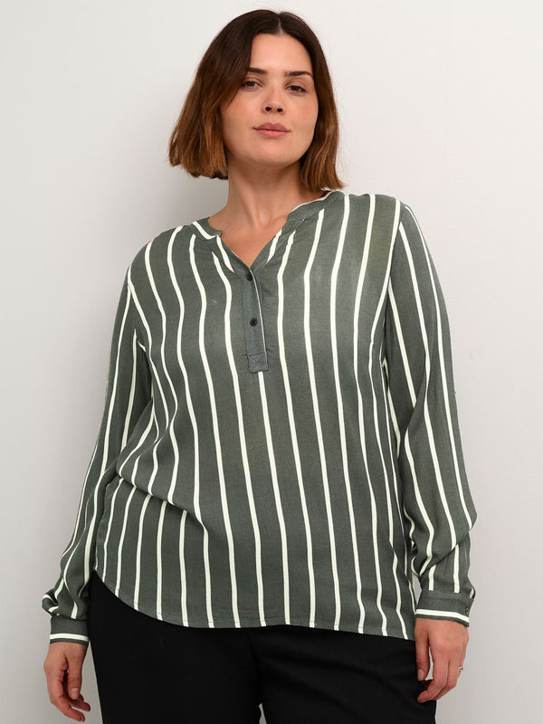kaffecurve-gestreifte-buse-plussize-curvfashion-berlin-lindgruen-weiss-I