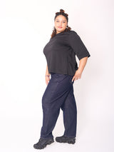 plus-size-berlin-loved-by-les-soeurs-shop-Scuare-Top-Lyosand-Schwarz-IV