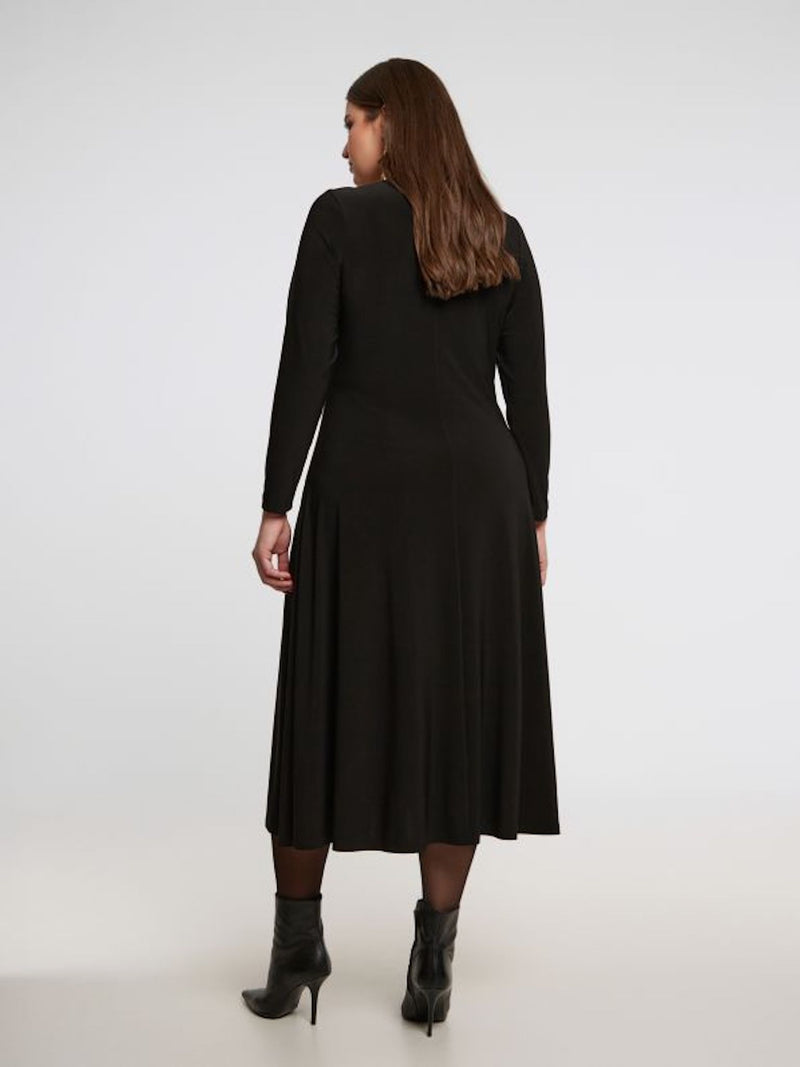 plus-size-berlin-mat-fashion-8401.7037-IV