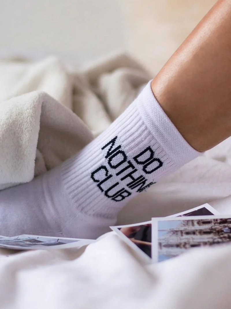 plus-size-berlin-on-vacation-do-nothing-club-socken-I