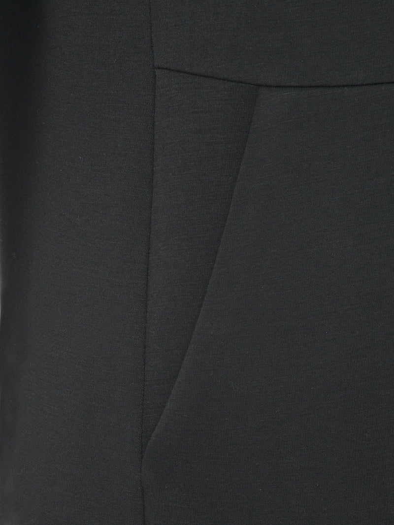 Sweaterdress mit Leo-Details - Schwarz