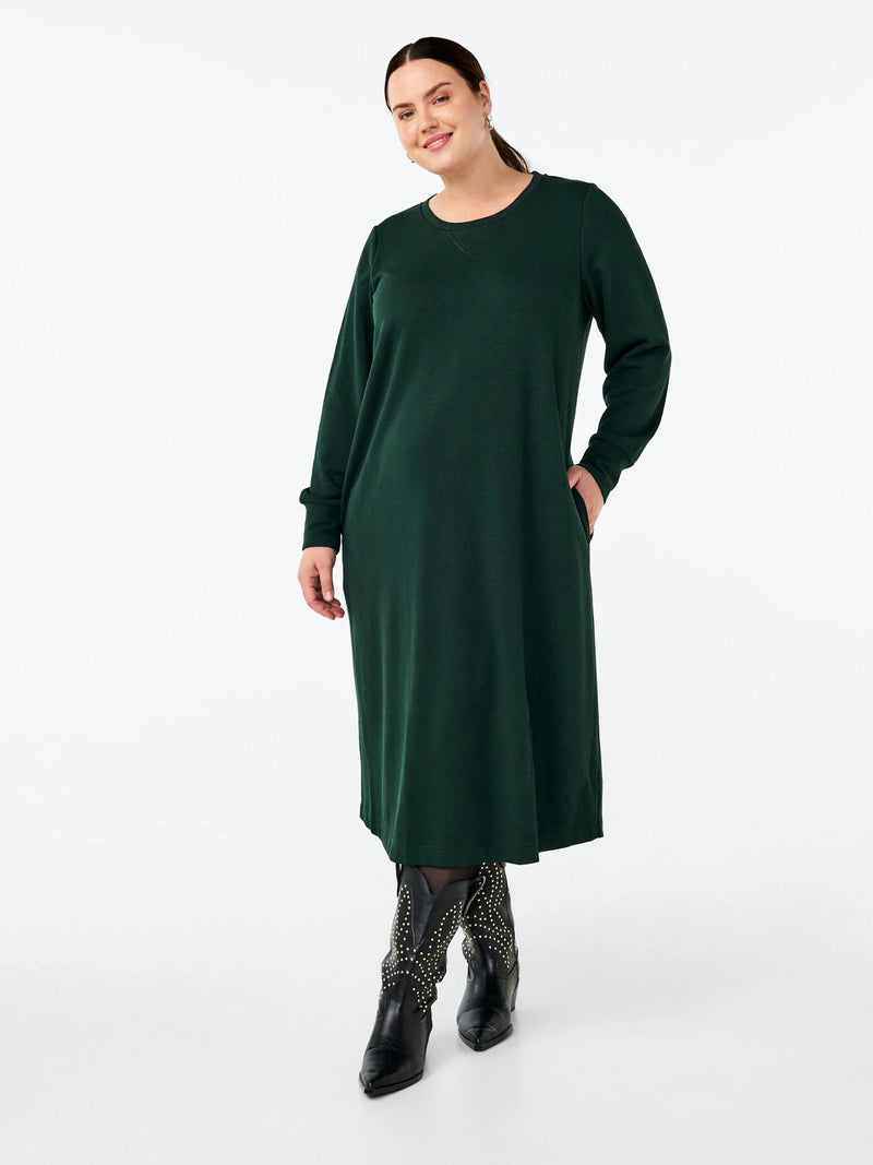 zizzi-V50145A-sweatkleid-baumwolle-dunkelgrun-I