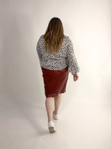 LOVED BY LES Soeurs Shop | FAIR PLUS SIZE FASHION | Pleather Skirt - Rot-III
