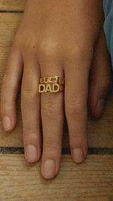 maria-black-dad-ring-gold-II