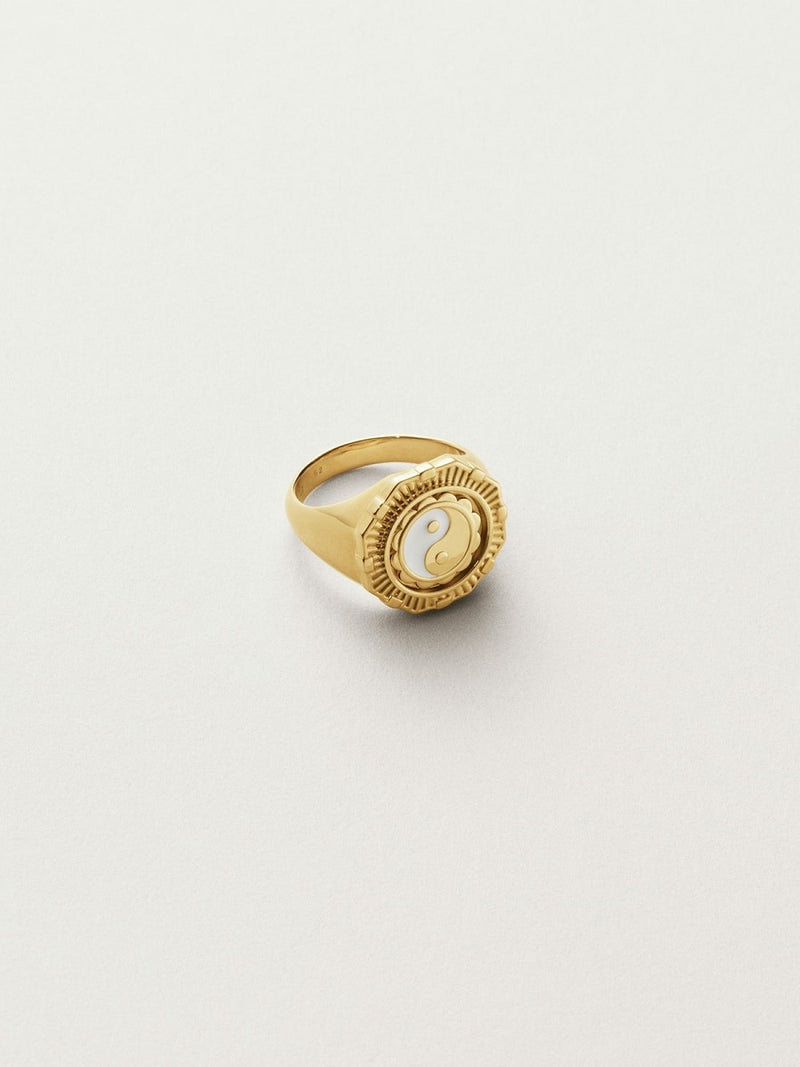 maria-black-moss-ring-gold-II